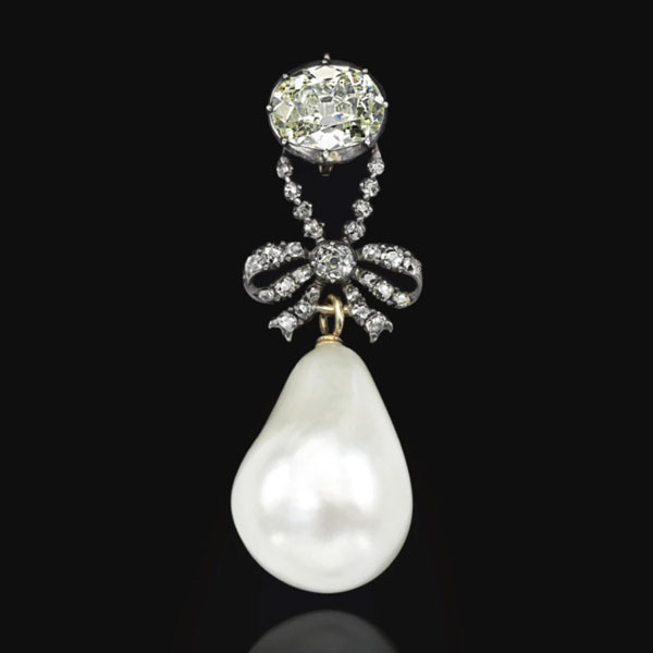 Natural Pearl Pendant
